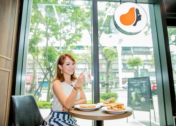 Luxury hotel only: Jasper Young Hotel Banqiao