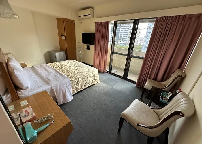 Chian Huei Business Hotel