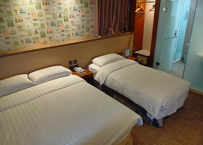 Rich & Free Hotel - Kaifeng 富逸旅趣-北車開封館